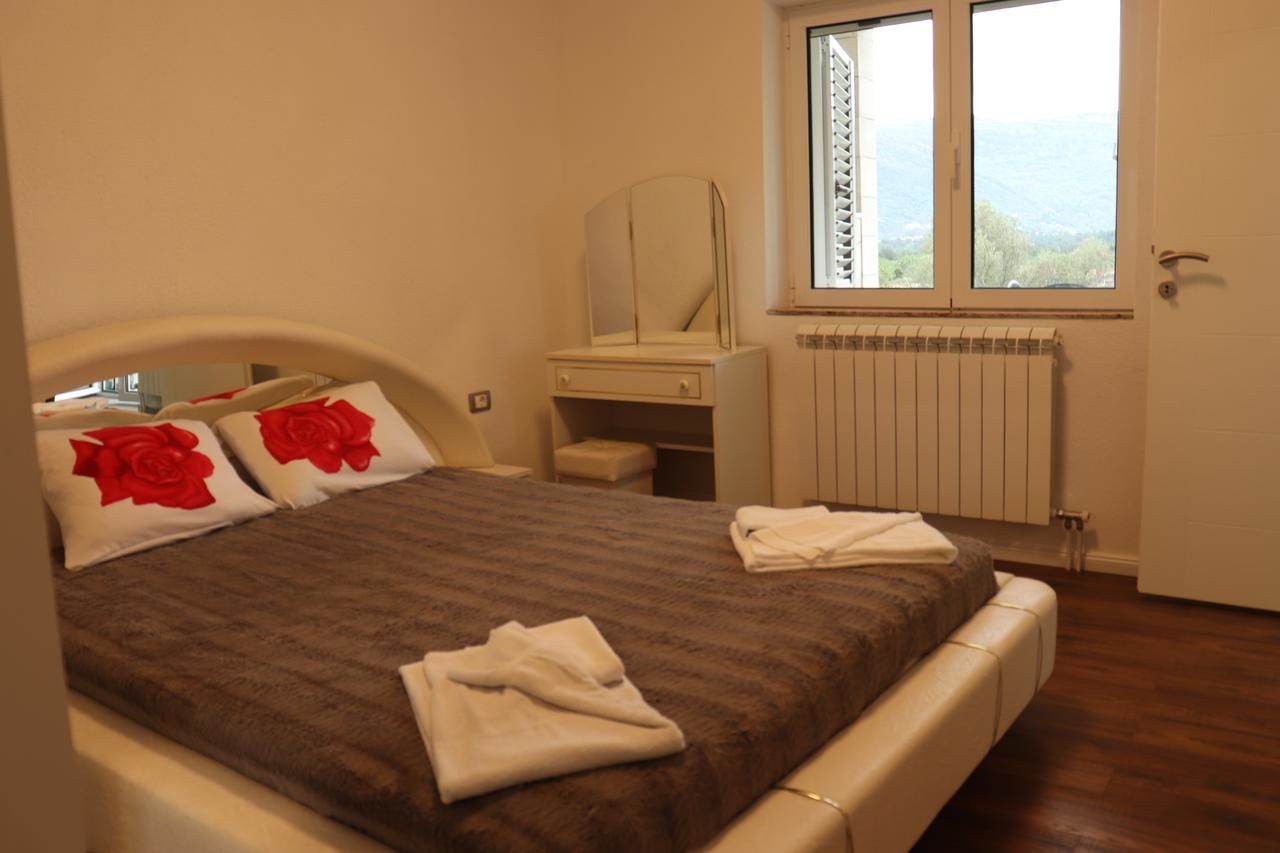 Апартаменты Vila Jovanka Тиват-30